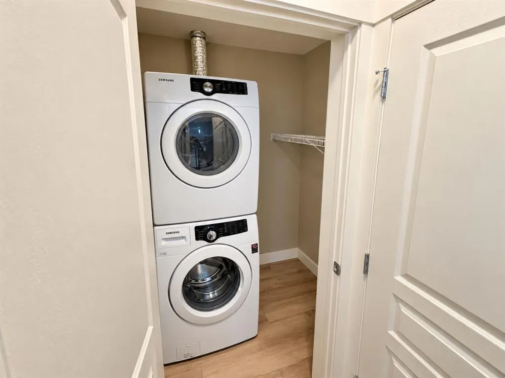 2300 Evanston Square NW #104