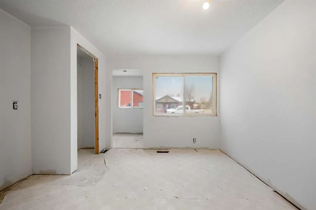 6220 17 Avenue SE #203