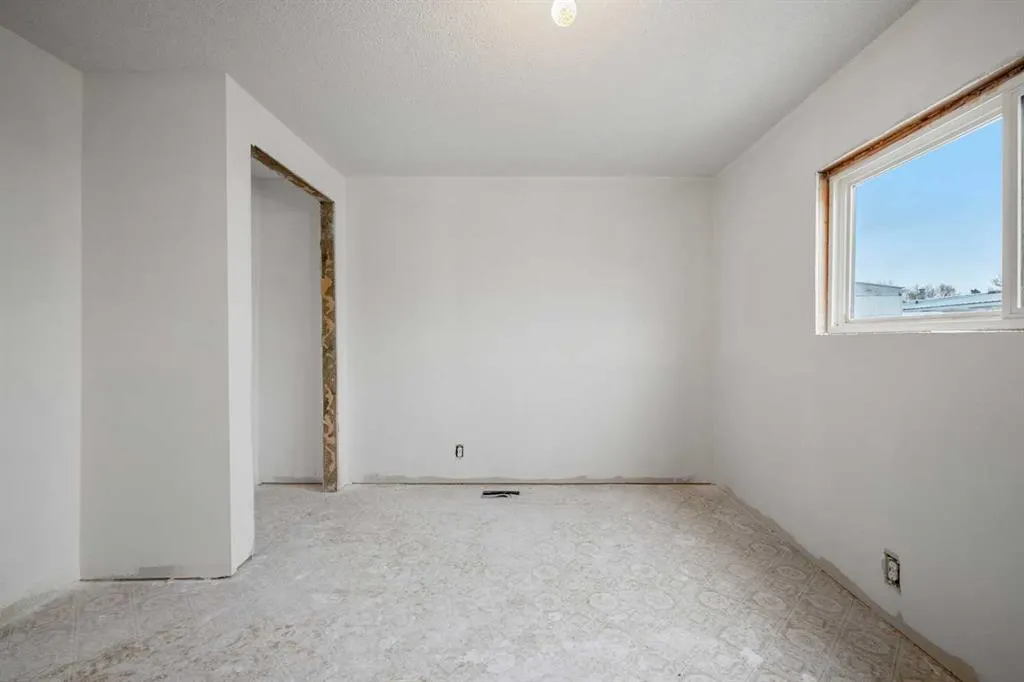 6220 17 Avenue SE #203