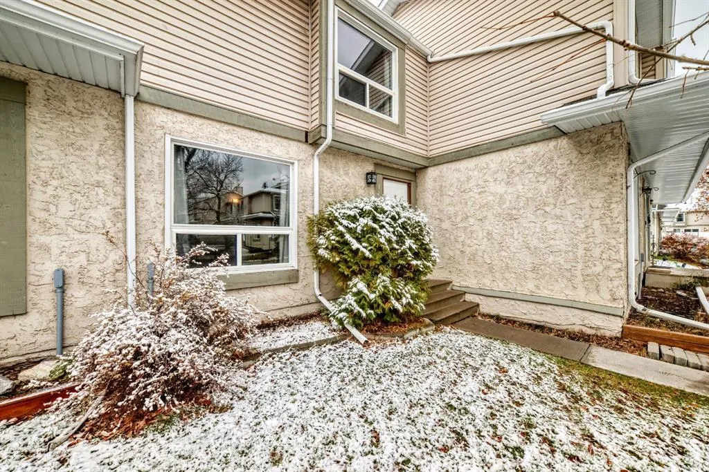 111 Deer Ridge Lane SE