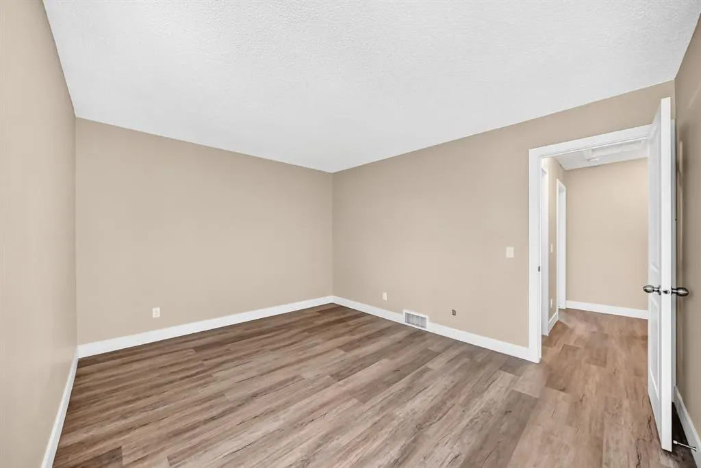 111 Deer Ridge Lane SE