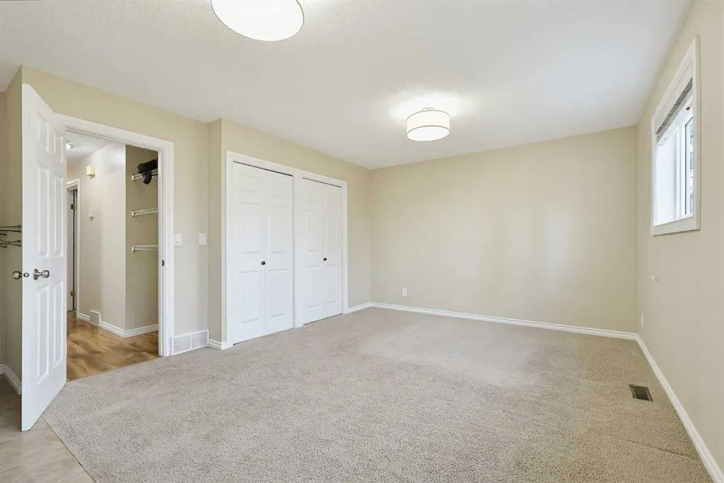 13 Shawglen Court SW
