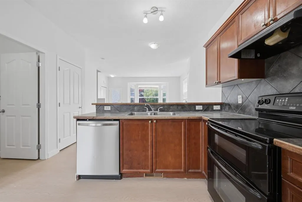 2066 Luxstone Boulevard SW #904