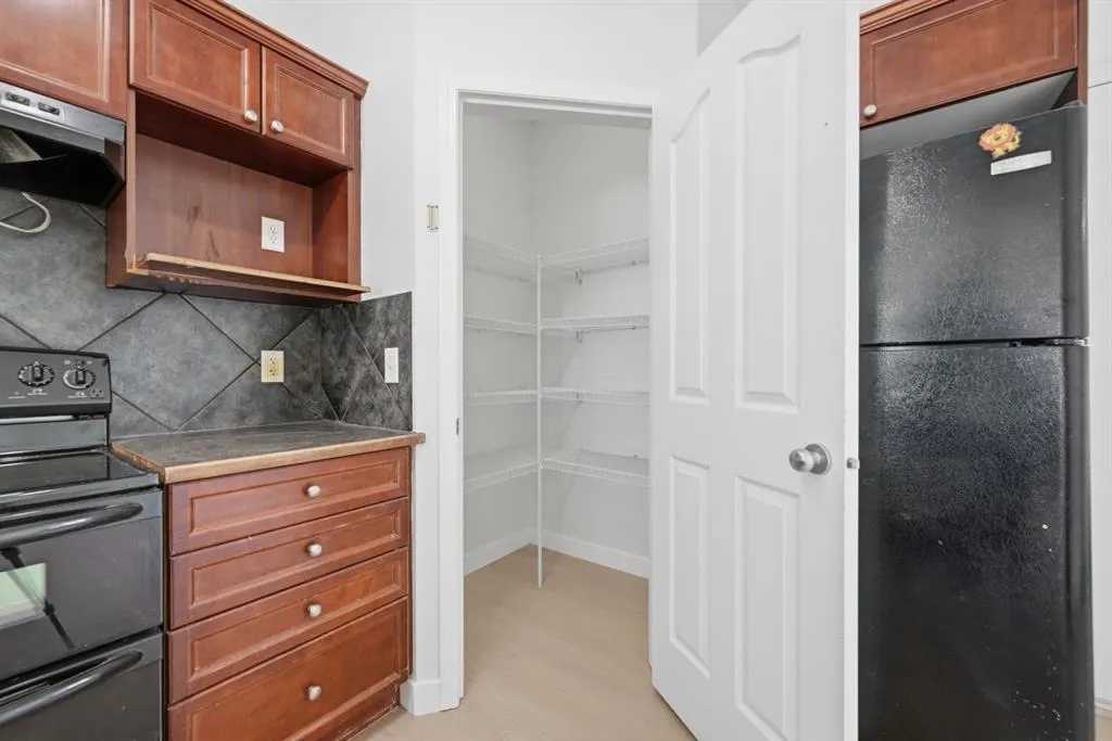 2066 Luxstone Boulevard SW #904