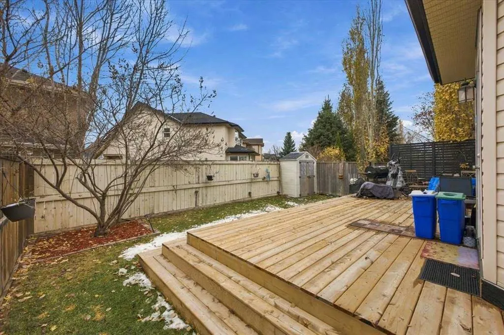 262 Everstone Drive SW