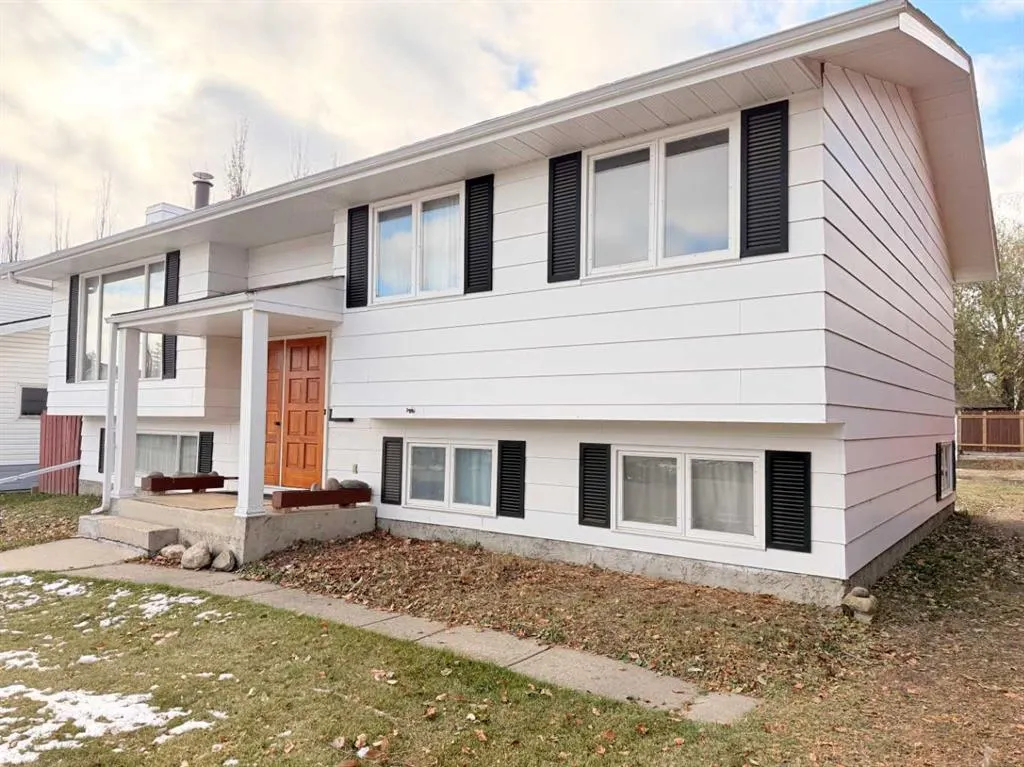 32 Asmundsen Avenue