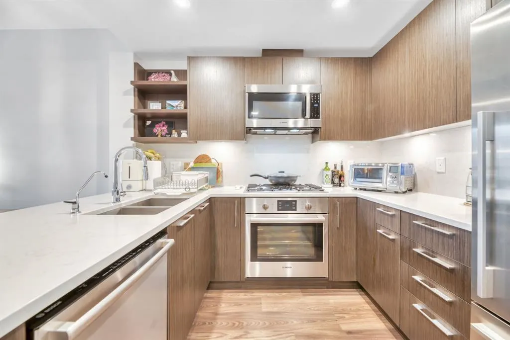 88 9 Street NE #203