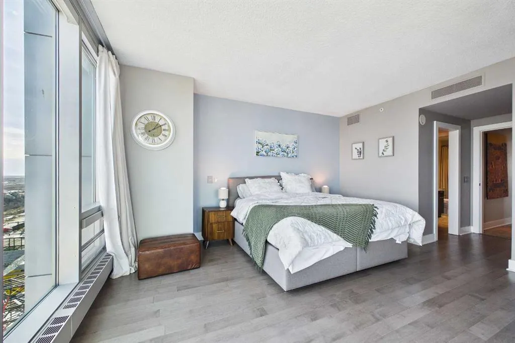 433 11 Avenue SE #3001