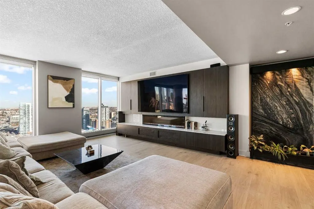 433 11 Avenue SE #3001