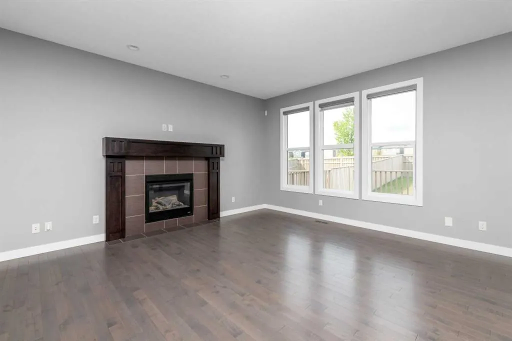 158 Mahogany Passage SE