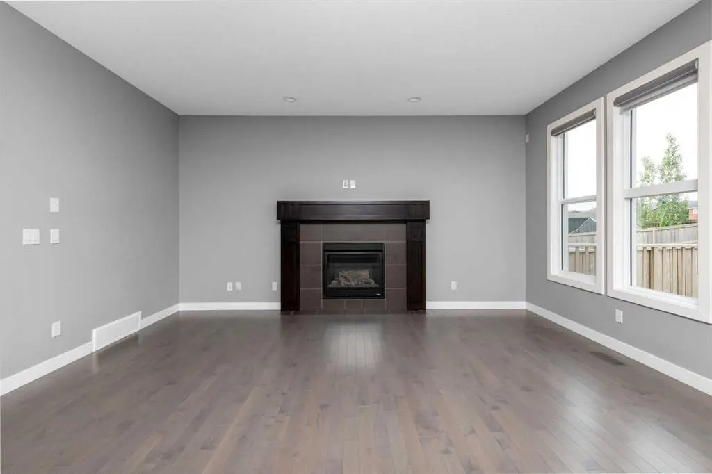 158 Mahogany Passage SE