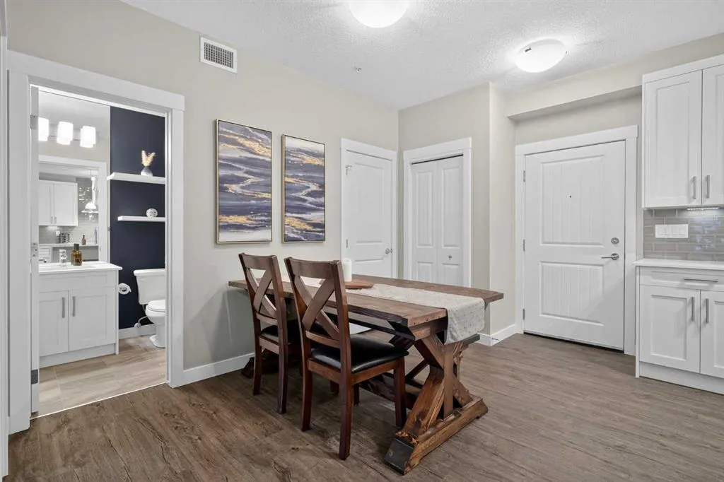 100 Auburn Meadows Common SE #216