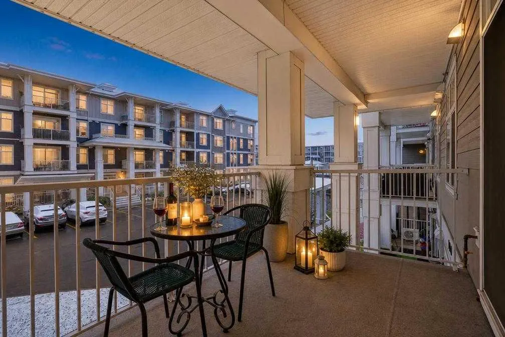 100 Auburn Meadows Common SE #216