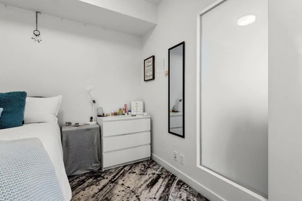 1501 6 Street SW #706