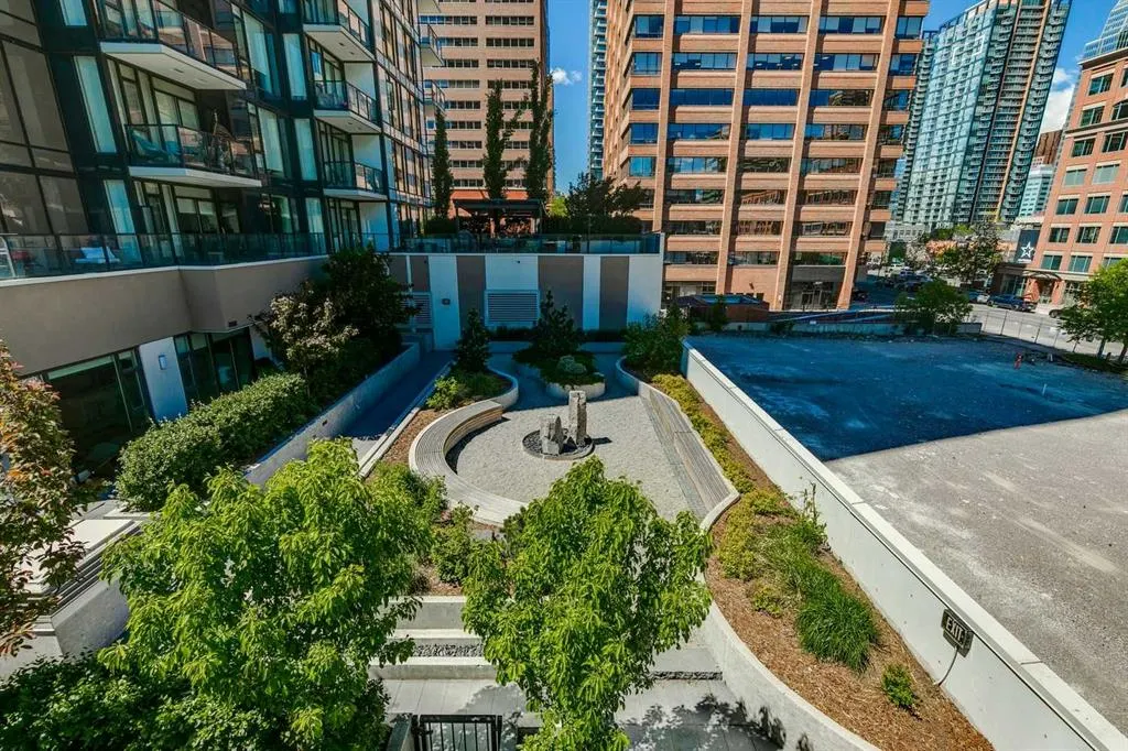 310 12 Avenue SW #907