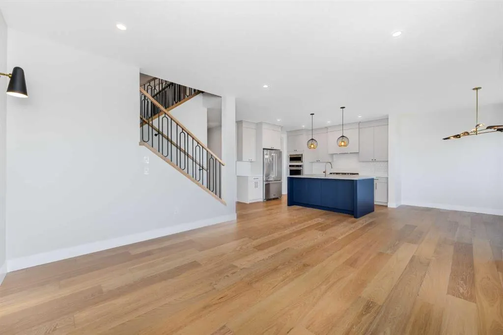 463 Rivercrest View