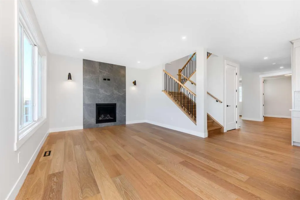 463 Rivercrest View