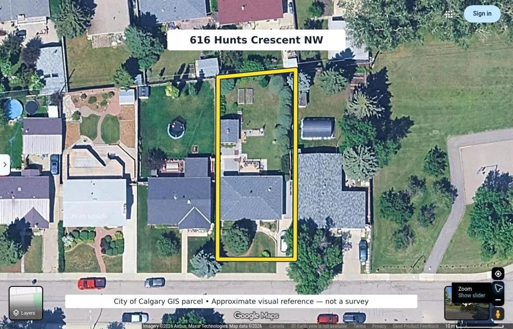 616 Hunts Crescent NW