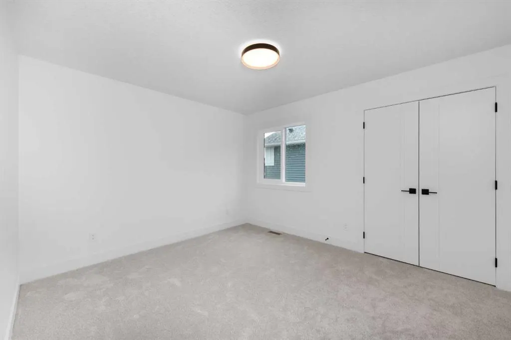 503 Rivercrest View