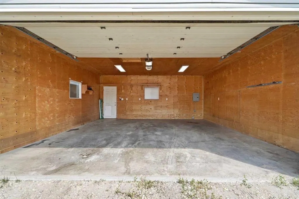 22 Lanterman Close