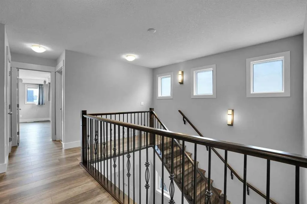 92 Masters Court SE
