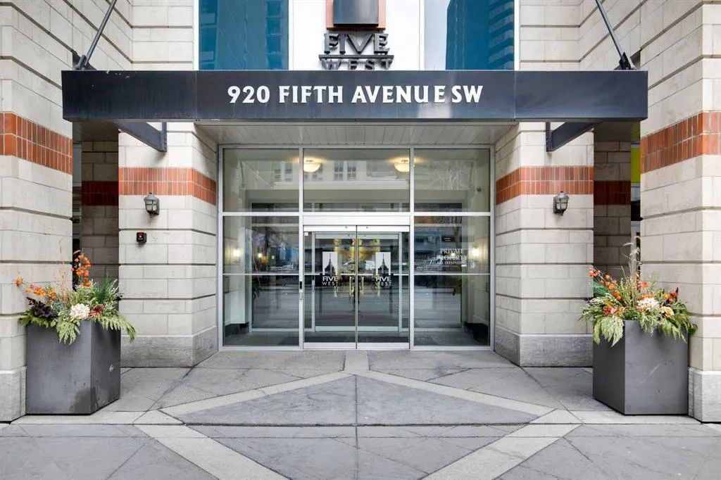 920 5 Avenue SW #1206