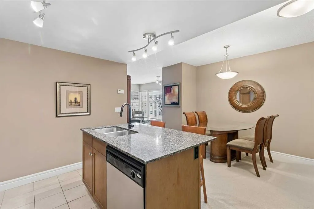 920 5 Avenue SW #1206