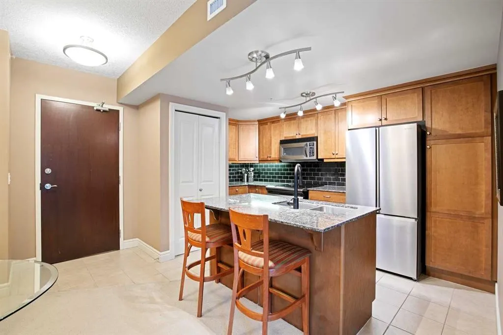 920 5 Avenue SW #1206