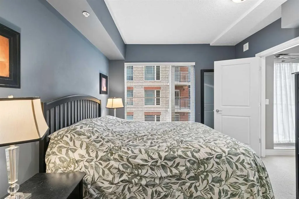 920 5 Avenue SW #1206