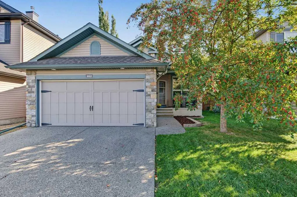 162 Brightonstone Landing SE