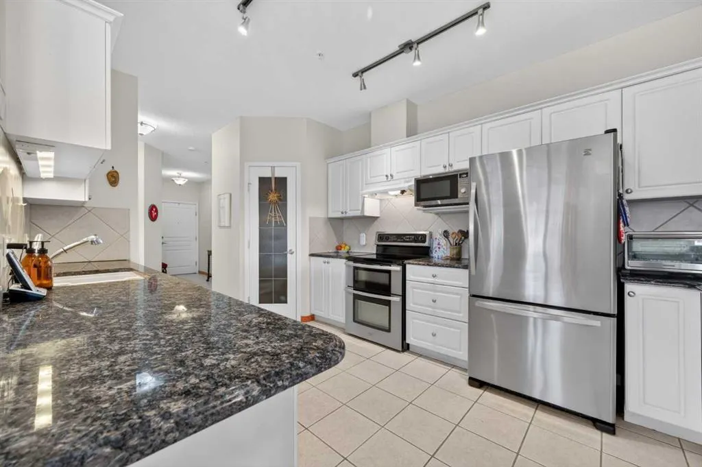 2310 Lake Fraser Green SE #2310