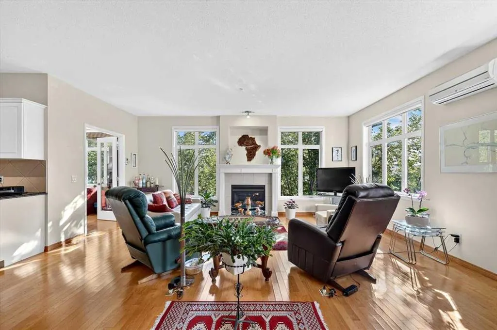 2310 Lake Fraser Green SE #2310