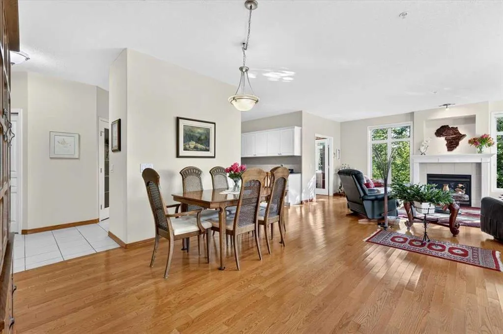 2310 Lake Fraser Green SE #2310