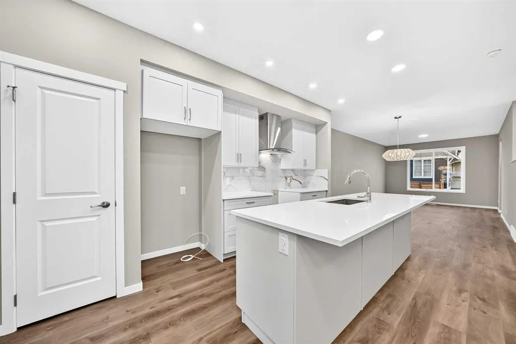 1213 Mahogany Boulevard SE