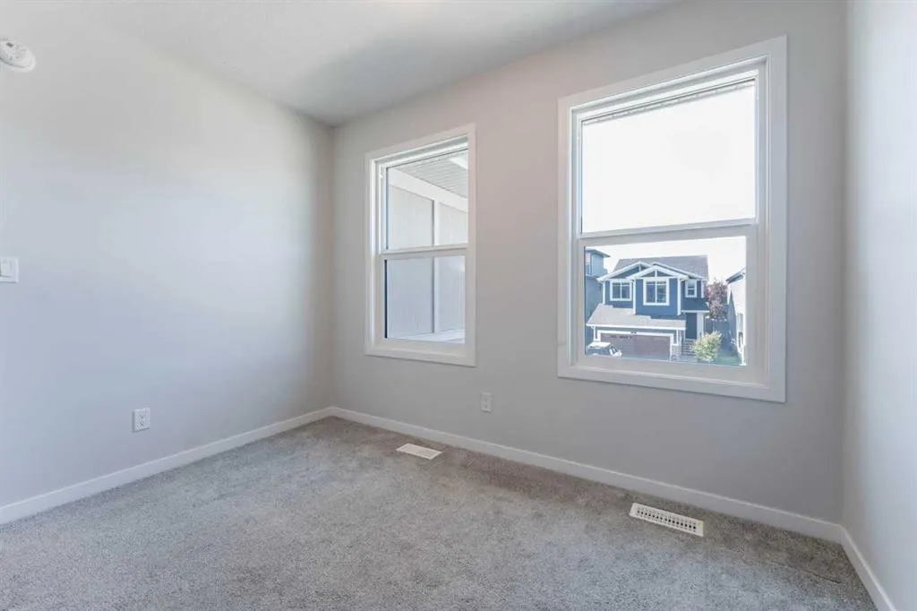 16 West Grove Link SW