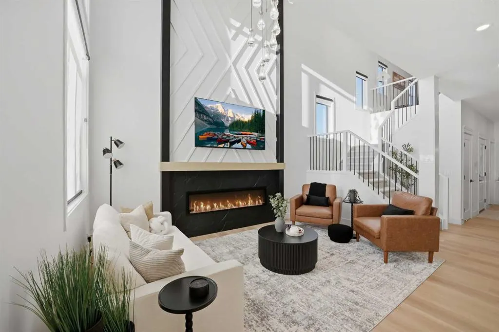 404 Edgefield Point