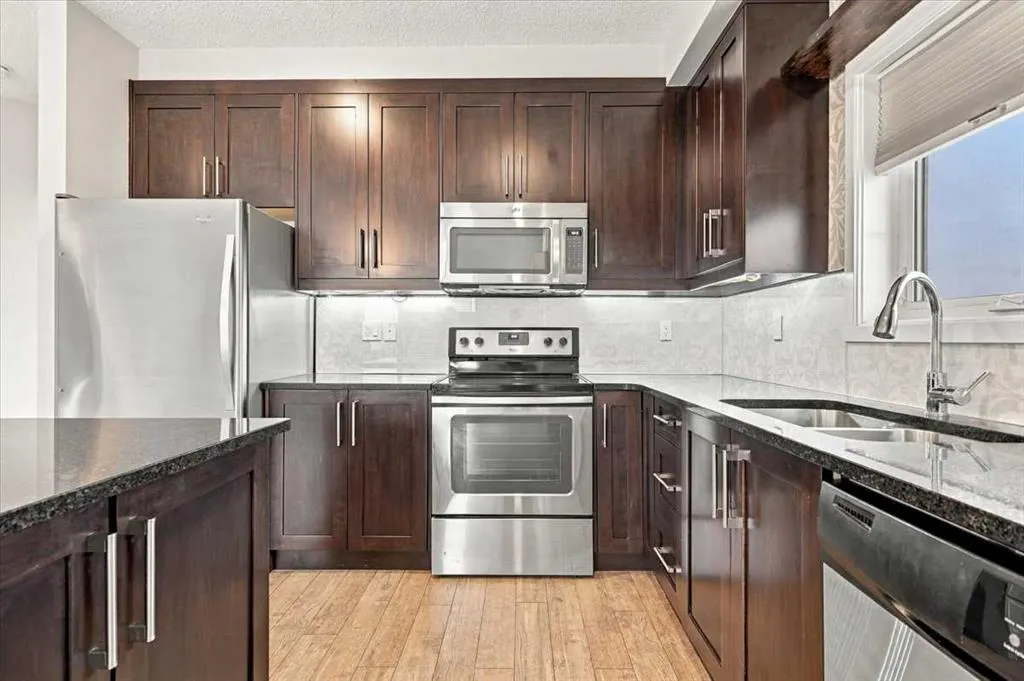 402 Marquis Lane SE #420
