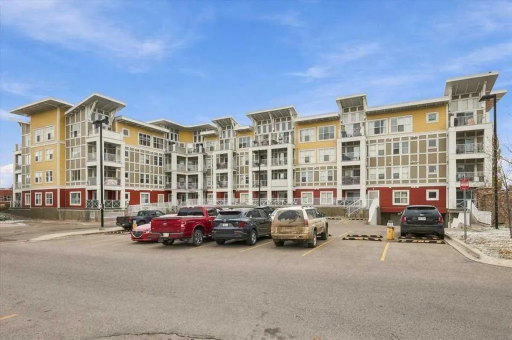 402 Marquis Lane SE #420
