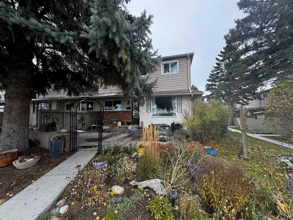 203 Lynnview Road SE #24N
