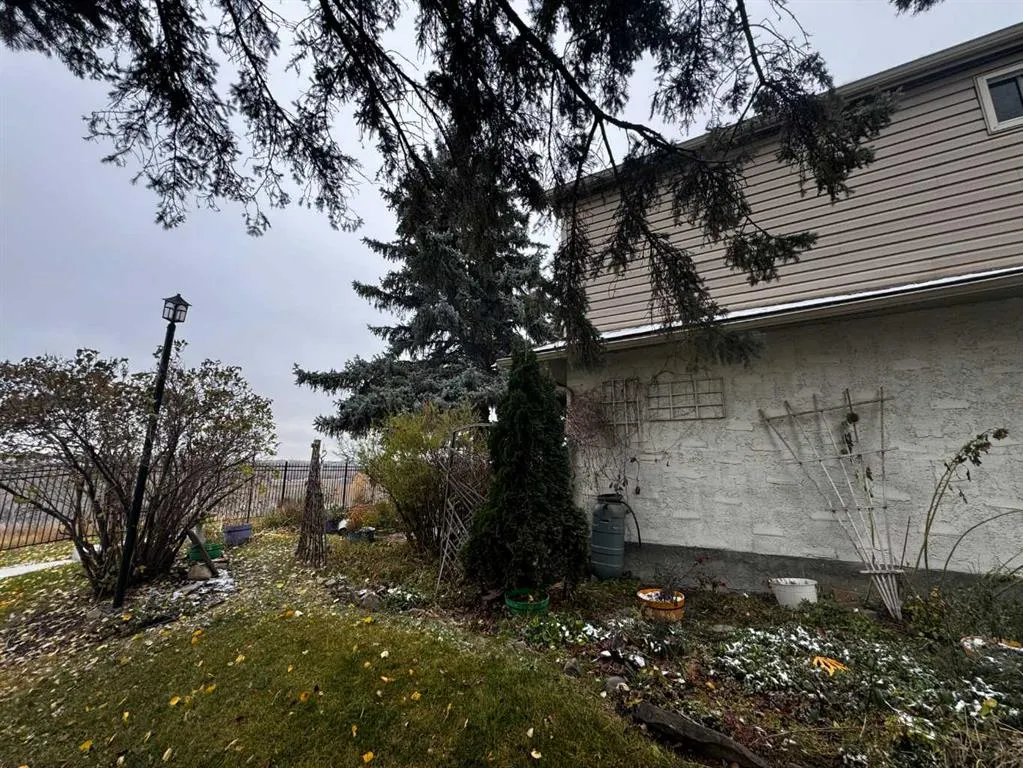 203 Lynnview Road SE #24N