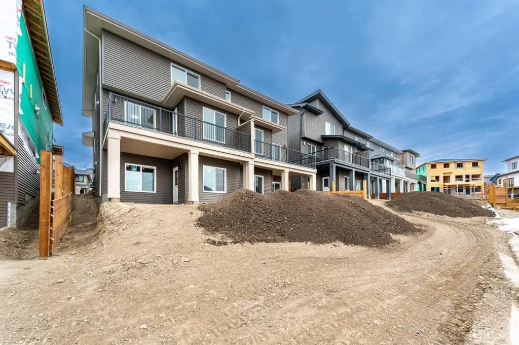92 Heritage Manor