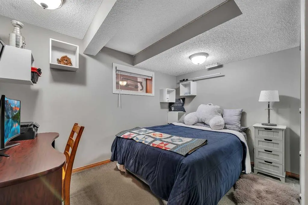 67 Coverton Green NE