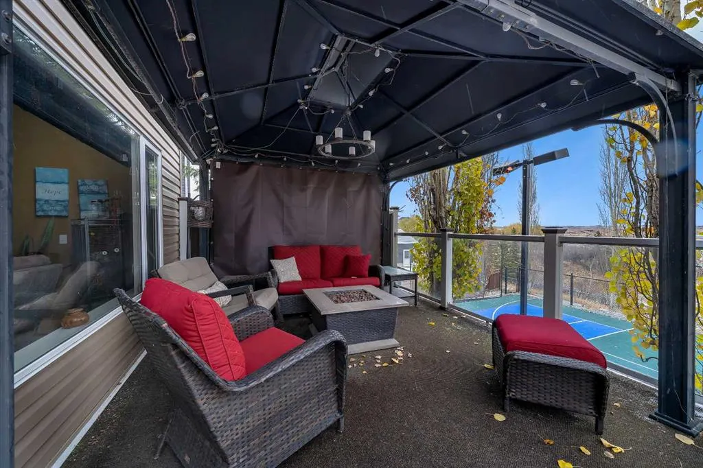 67 Coverton Green NE