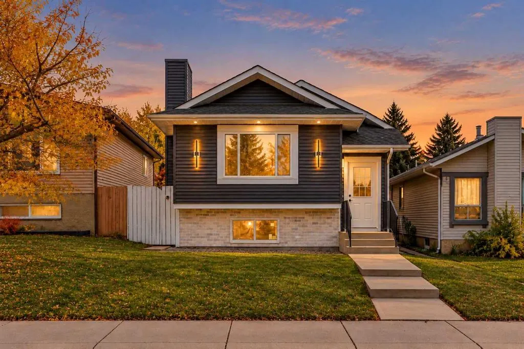 28 Sandstone Hill NW