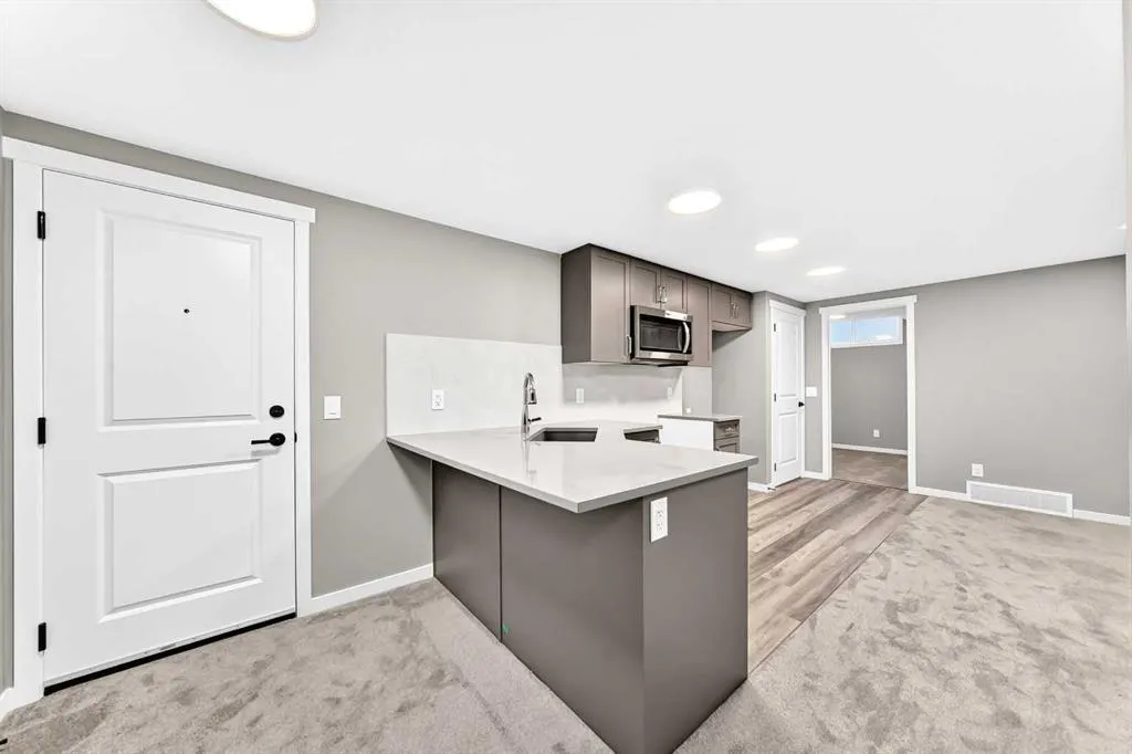 1360 Mahogany Boulevard SE