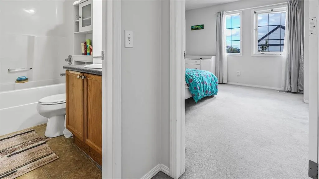 254 Elgin View SE
