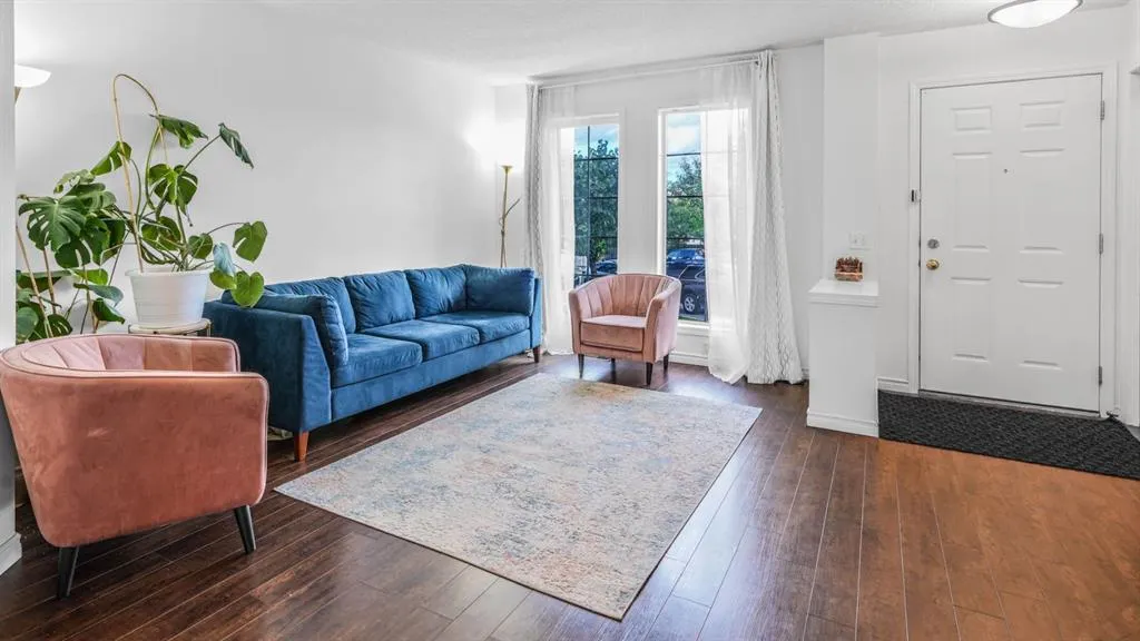 254 Elgin View SE