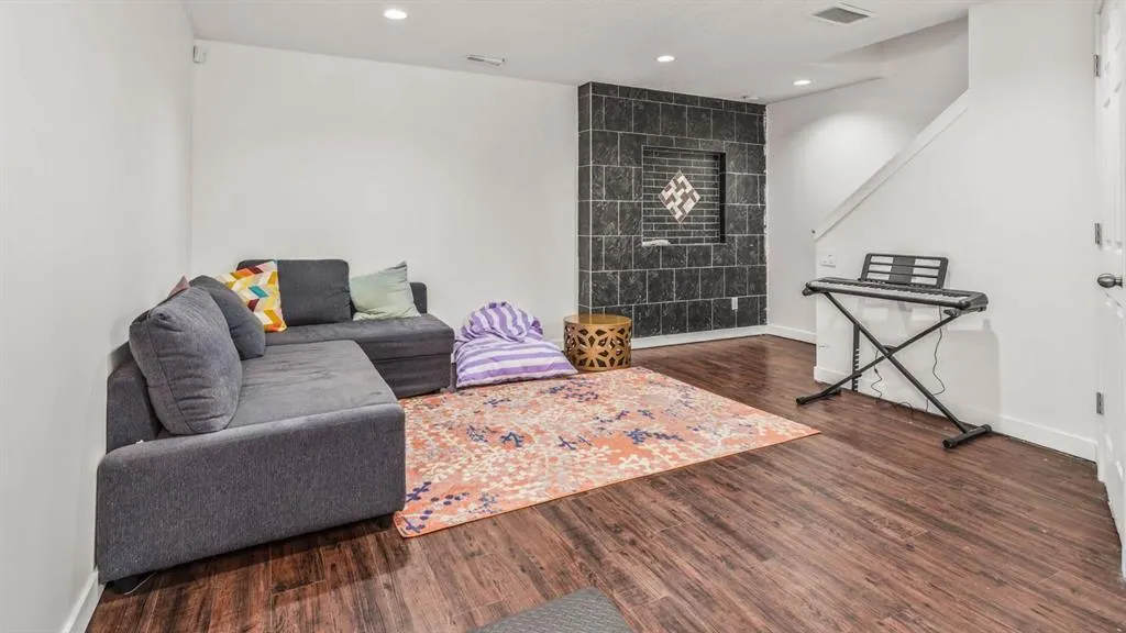 254 Elgin View SE