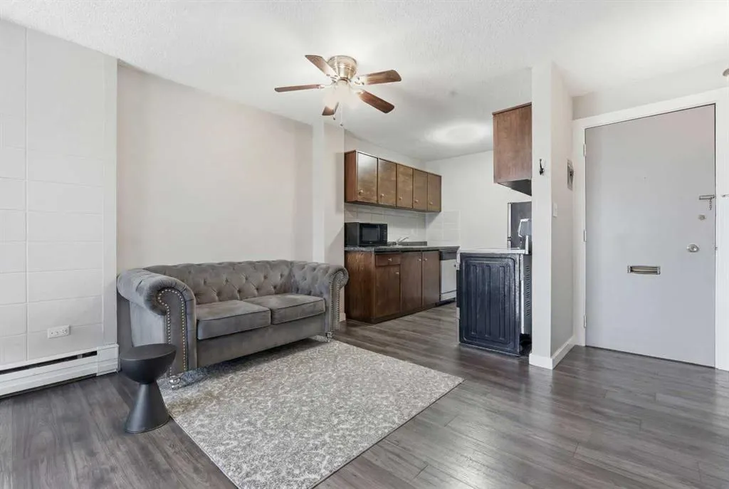 519 17 Avenue SW #430