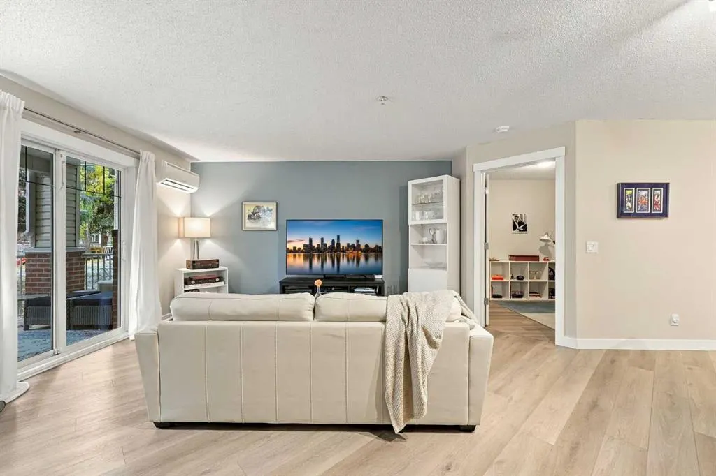 1811 34 Avenue SW #112